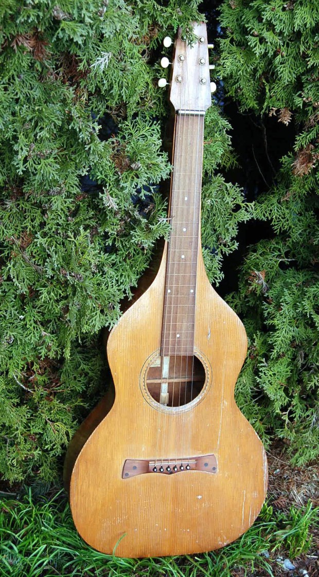 Knutsen - made in Seattle in 1909. "Patent Pending" Knutsen label